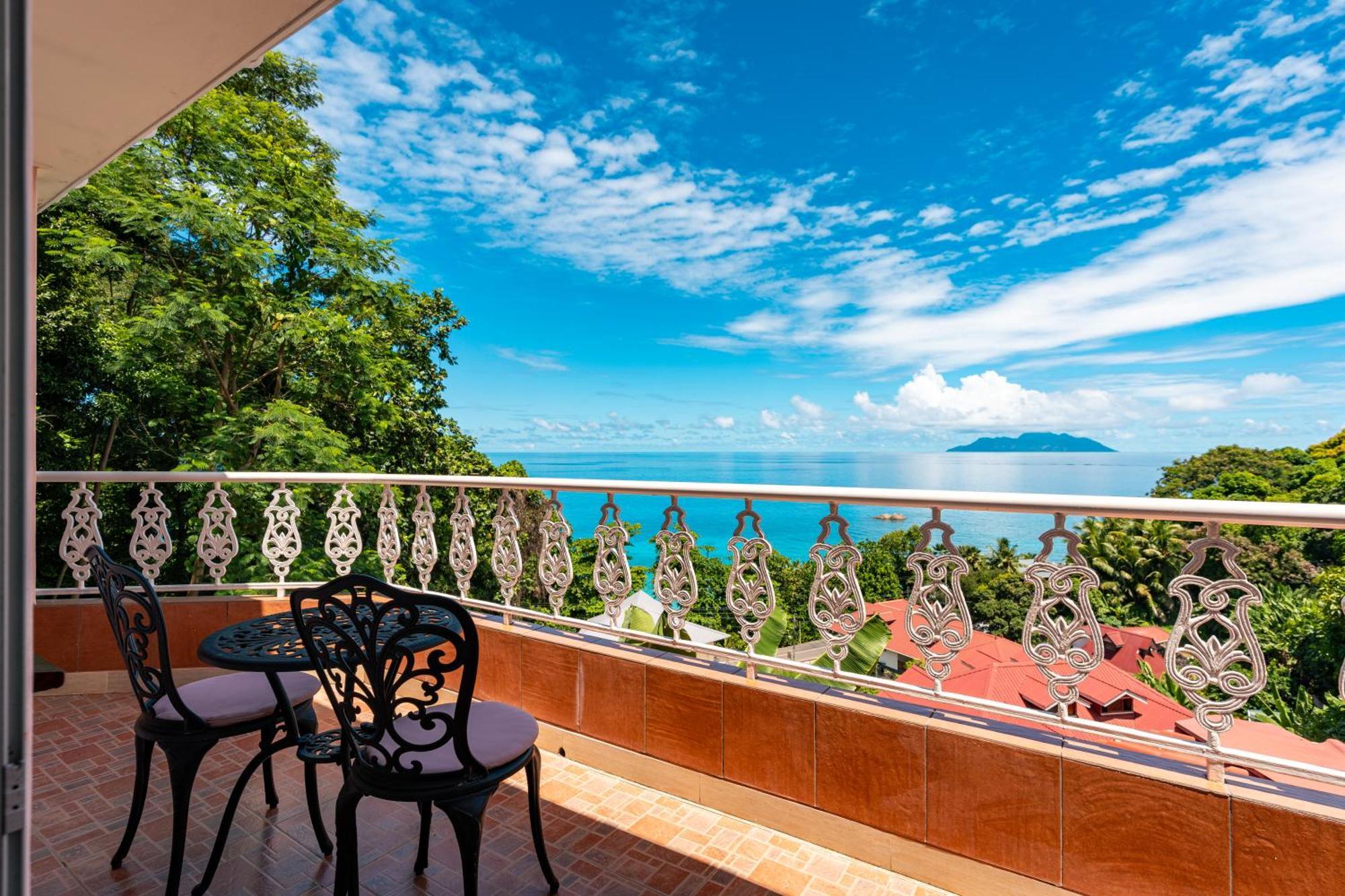 Glacis Heights Villa Exteriör bild